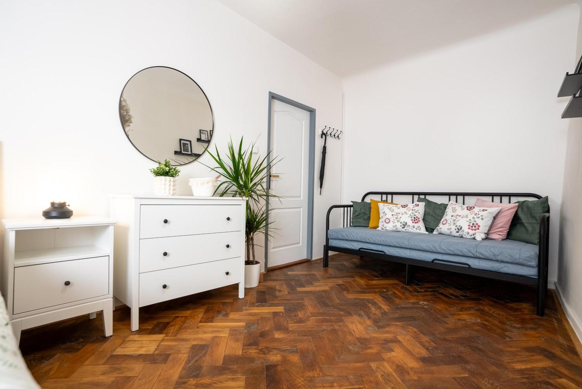 פראג White Wolf House Hostel & Apartments מראה חיצוני תמונה